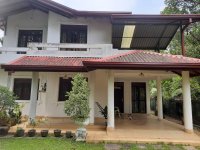 Upstairs House For Sale – Gampaha Asgiriya