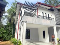 Newly Build Villa Type House Traditional Hanwella